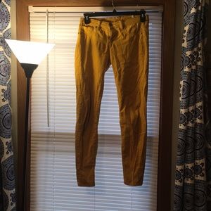 Mustard Yellow Jeans!